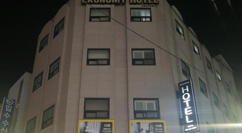 Ekonomy Hotel Nampo Busan Buitenkant foto