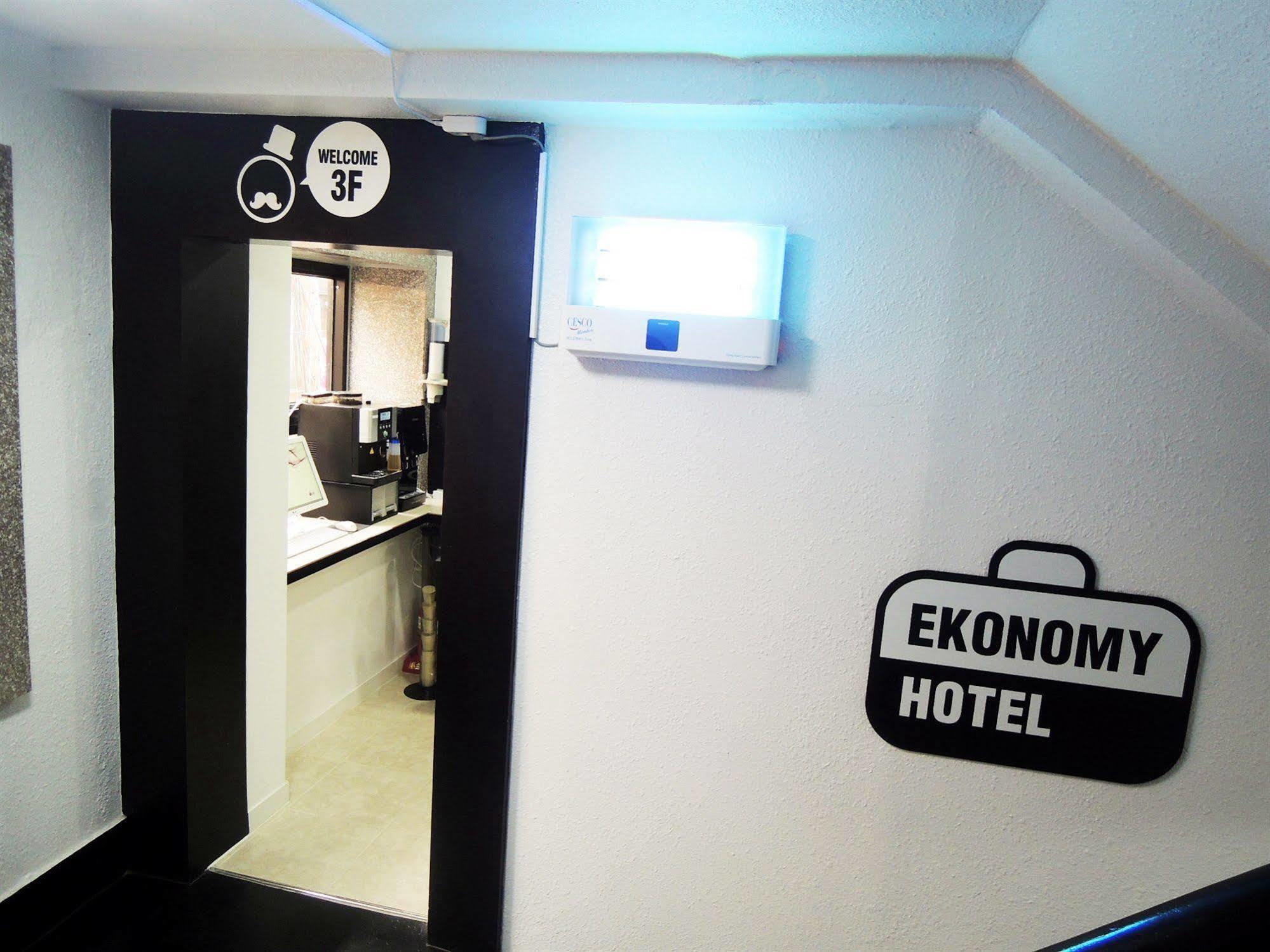 Ekonomy Hotel Nampo Busan Buitenkant foto